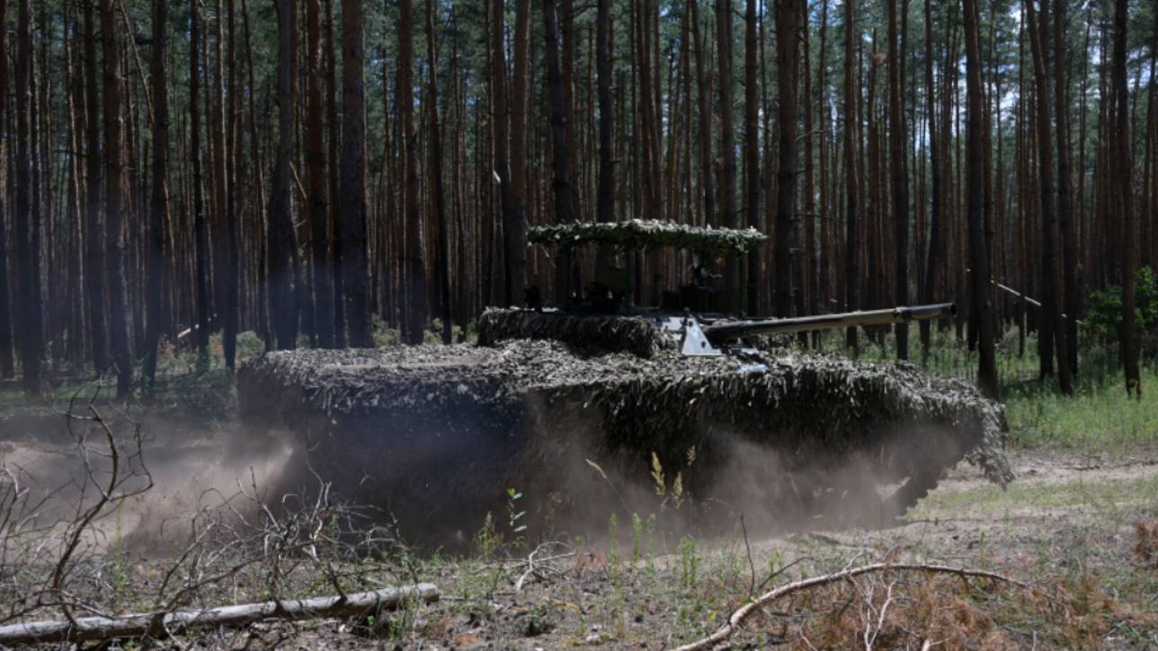 Экипажи БМП-3 взяли три «опорника» ВСУ под Угледаром. Лучшее видео из зоны СВО