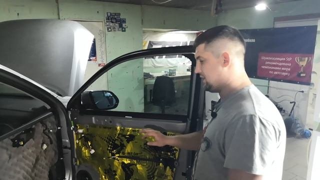 Рабочие буднизакончили работы над HAVAL F7Хавейл Ф7
