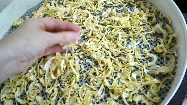 Слёзы так и катятся...