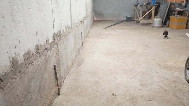 Как использовать лазерный уровень при штукатурке стен?