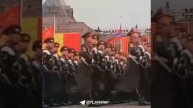 Сырский в 1986 году участвовал в параде на Красной площади, утверждают в сети и публикуют кадры