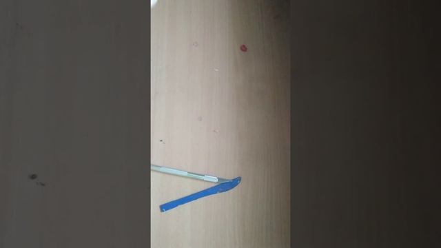Лепим мем кот широко открывающий рот.