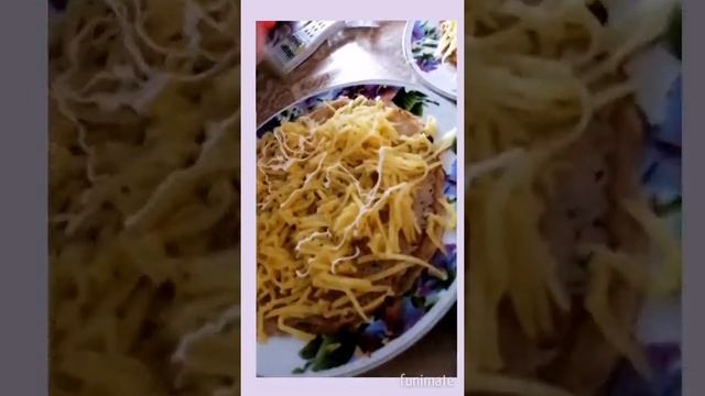 Салат Блинный. Рецепт в описании
