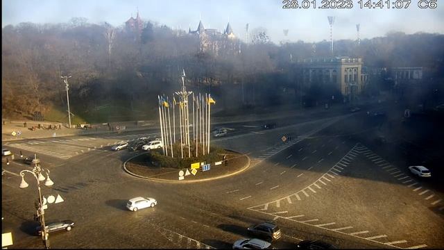 Веб-камера Киев Европейская площадь + Майдан 2023 01 28