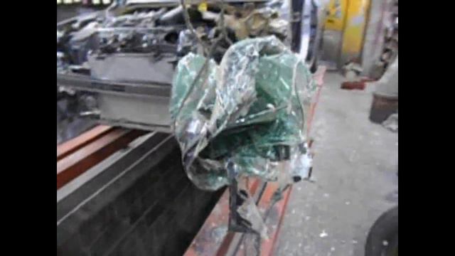 Пежо-301.Продам лобовое стекло....