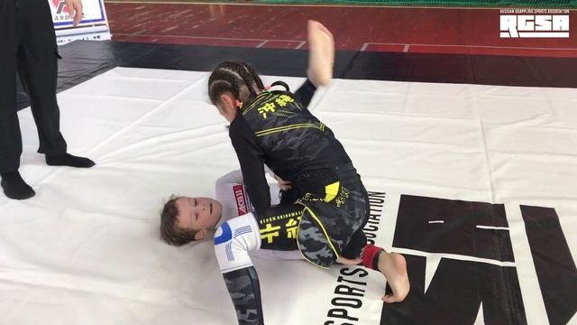#досдачи 23 Леонид Зуев vs Шивыдкина Дэвора no-gi