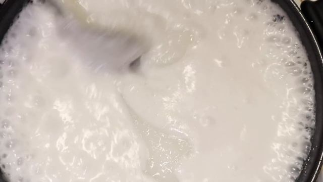 ALISA TU CABELLO CON UNA CREMA HECHA EN CASA - AANGIE