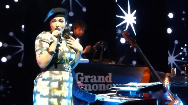 Caro Emerald A Night Like This  Liverpool Philharmonic 7 9 13