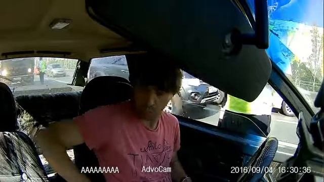мусор и потные подмышки