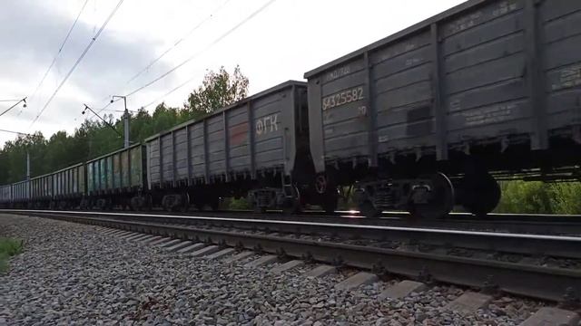 Вл11-230 следует по перегону Екатеринбург-сортировочный-Северка