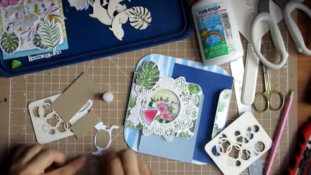 ПЯТЫЙ РАЗВОРОТ / МАСТЕР-КЛАСС /АЛЬБОМ / Чип и Скрап / Tropical Paradise / Фабрика Декору