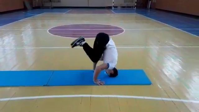 Акробатика мужчины контрольное задание