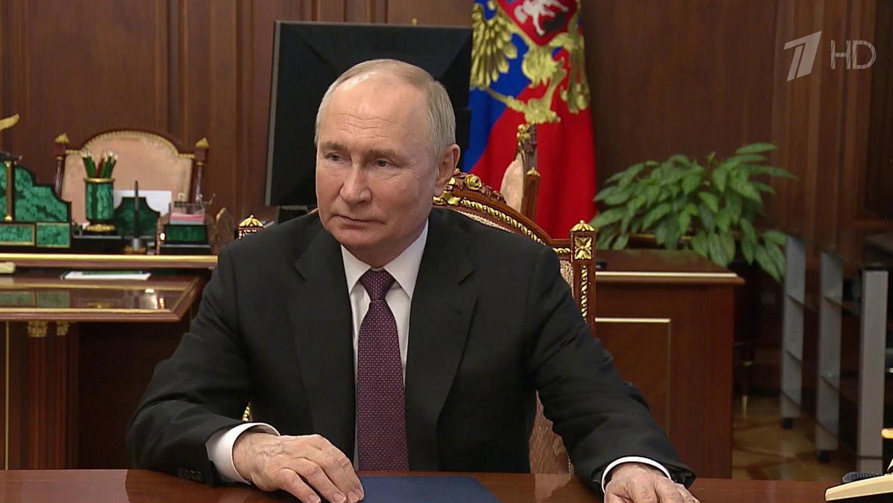 Глава ВТБ Андрей Костин рассказал Владимиру Путину о последних достижениях банка