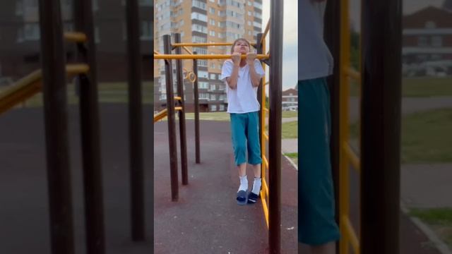 Спорт? приобщаю к турнику