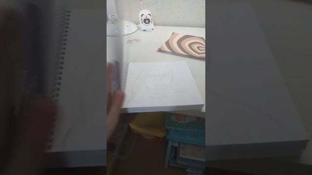 Обзор на рабочий стол и туалетный столик))