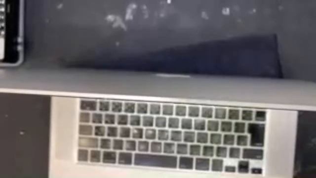 MacBook Pro 15in 2014 A1398 画面交換修理