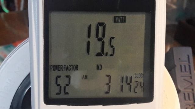 Измерение потребления электрической точилкой ErichKrauser мощности: 223 ватт POWER FACTOR 64