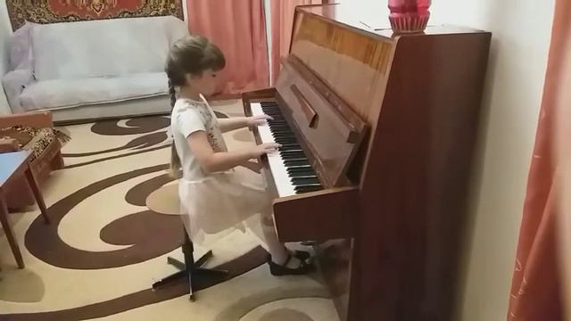 Хорева Марина  И.С. Бах Полонез соль минор, "Нотная тетрадь Анны Магдалены Бах"