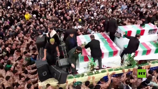 تشييع مليوني للرئيس الإيراني الراحل إبراهيم رئيسي في مدينة قم