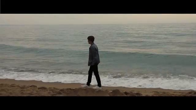 на небе только и разговоров что о море