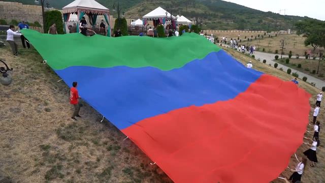 Патриотическая акция, посвященная празднованию Дня Конституции Республики Дагестан