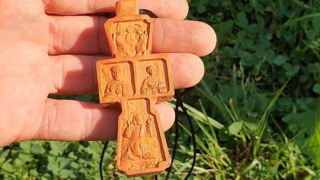 Нательный крестик как у Федора Емельяненко