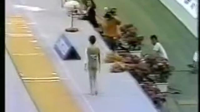 Henrietta Onodi - 1990 European Championships AA - Vault 1