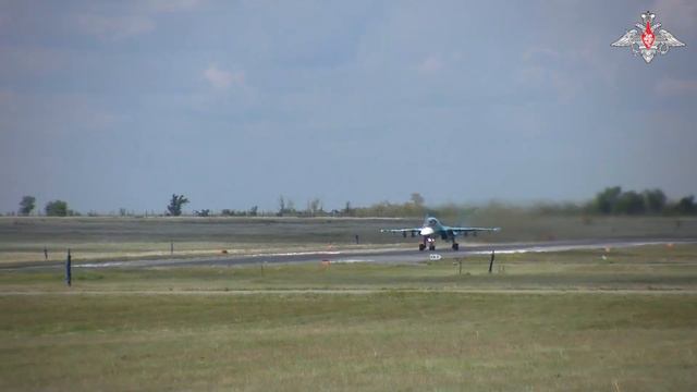 Экипажи Су-34 нанесли удар по опорному пункту и живой силе противника