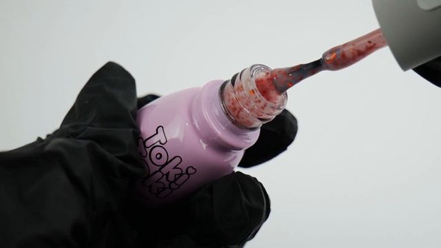 Камуфлирующая база Toki-Toki Potal 005 розовый с красно-золотой поталью 5 мл
