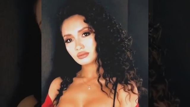Байзакова в салоне макияж