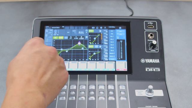 Hands-On Review of Yamaha DM3 22-Channel Compact Digital Mixer