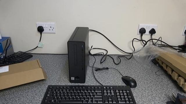 HP 290 G3 SFF Desktop PC review and look inside