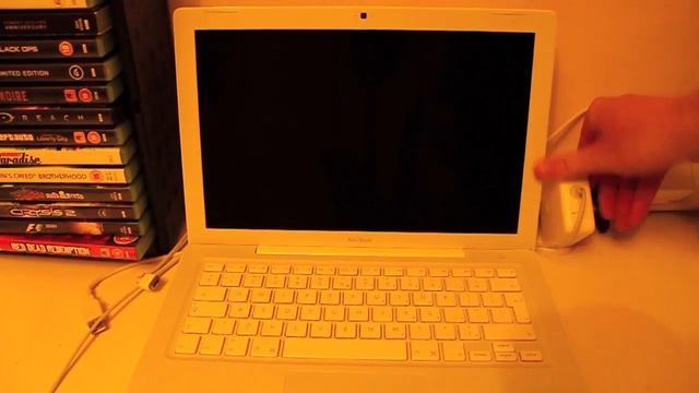 Mac Help - Resetting SMC (Removable Battery)