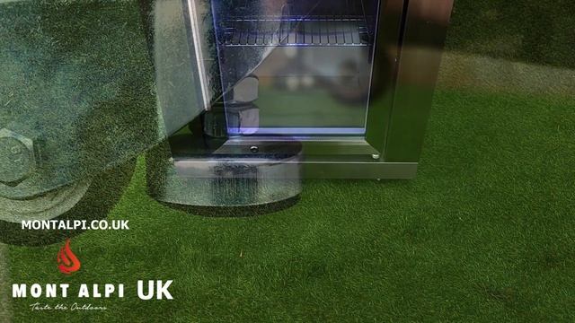 Mont Alpi outdoor kitchen and BBQ