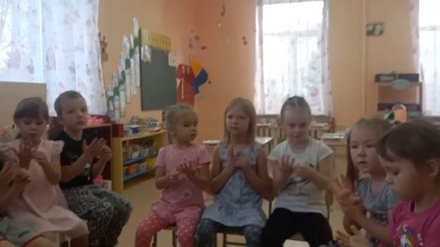 Пальчиковая гимнастика "Дождик"