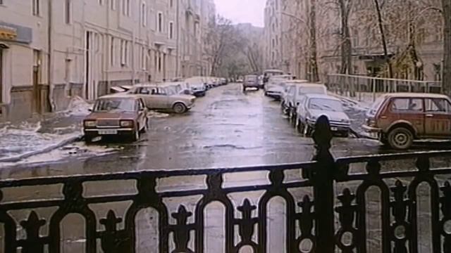 Москва. Патриаршие пруды, Мамоновский и Трехпрудный переулки. 1994 год.