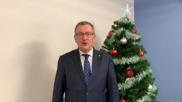 Поздравление главы администрации Кировского МР ЛО Алексея Кольцова с наступающими праздниками ?