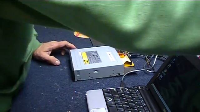 External IDE CD Drive on a Netbook