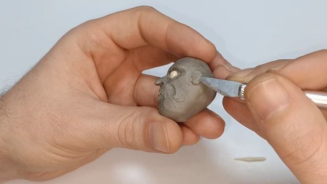 Бабка Гренни (Granny) из пластилина