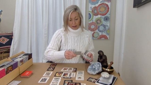 Gemini- Ready! Pack Lightly!! January 10 2022.  Gemini Tarot January