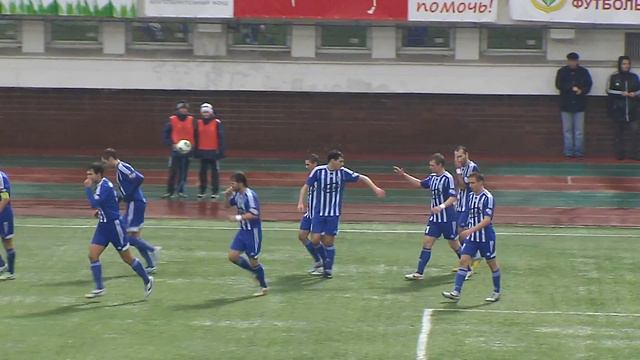 Давид Хубаев открывает счет ударом из-за штрафной, 1-0!