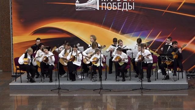 Булат Окуджава "Нам нужна одна победа" из фильма Белорусский вокзал