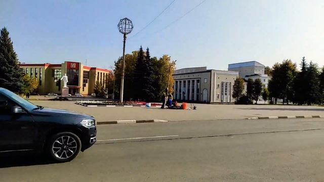 #13.Путешествие с...(г. Новомосковск/Администрация, Комсомольская площадь, ул. Московская)