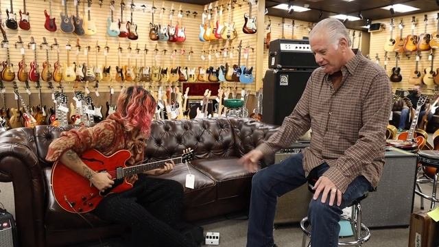 Omer Fedi playing a 1960 Gibson ES-335TDC at Normans Rare Guitars