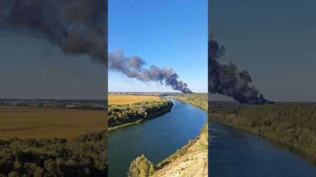 Очевидцы сообщают о хлопке и после - пожаре у трассы М-4 в районе Князево.