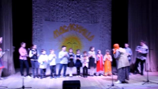 Праздник Весна-красна в школе 9 г.Мегион март 2018