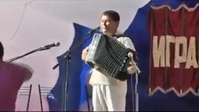 Алексей Истомин на фестивале РУССКАЯ ГАРМОНЬ НА БАБАЕВСКОЙ ЗЕМЛЕ 2014