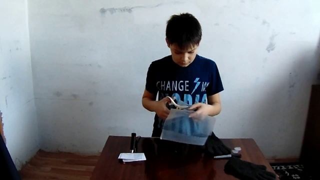Как сделать сенсорные перчатки для смартфонов/How to make a touch gloves for smartphones.