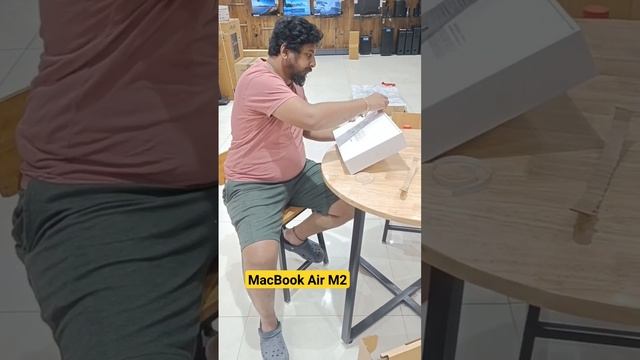 MacBook Air M2 (Starlight) Unboxing.                   #macbook #macbookair #unboxing#mac#starlight
