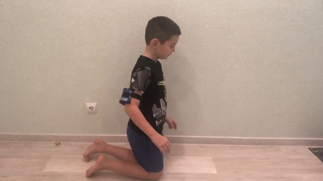 Отжался 100 раз в утяжелителях